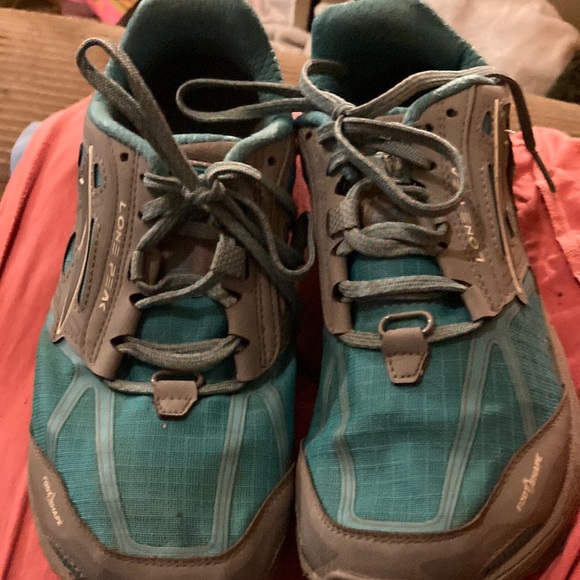 Alta Lone Peak Turquoise Sneakers - Picture 2 of 3